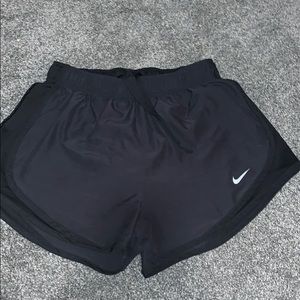 Black women nike shorts